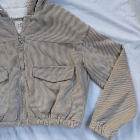 Ashley 26 International Khaki Corduroy Jacket Sherpa Hooded Cropped Size Large - Picture 4 of 12